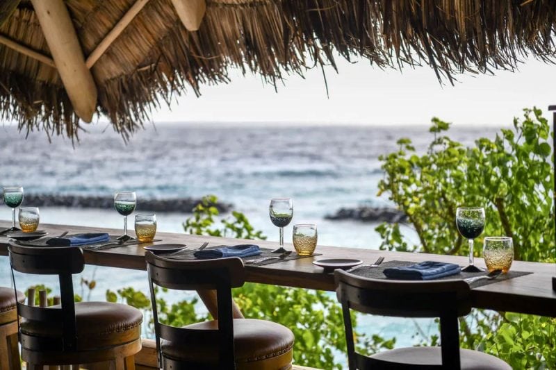 JW Marriott Maldives Resort & Spa 3 JW Marriot bar counter